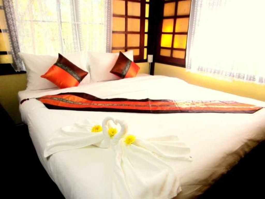 Golden Teak Homestay Mae Rim Exteriér fotografie